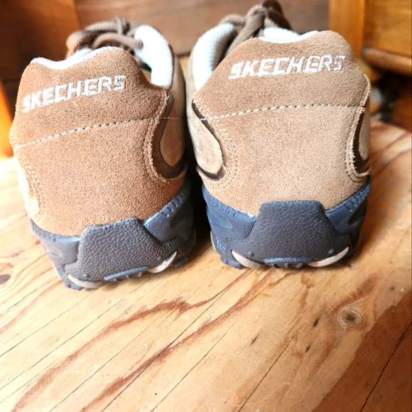 SKECHERS WOMENS WALKING SHOES-SIZE 8.5 - Picture 5 of 9